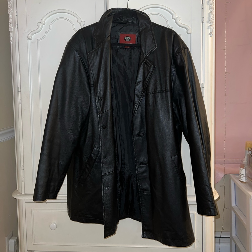 Oversized men’s leather jacket
